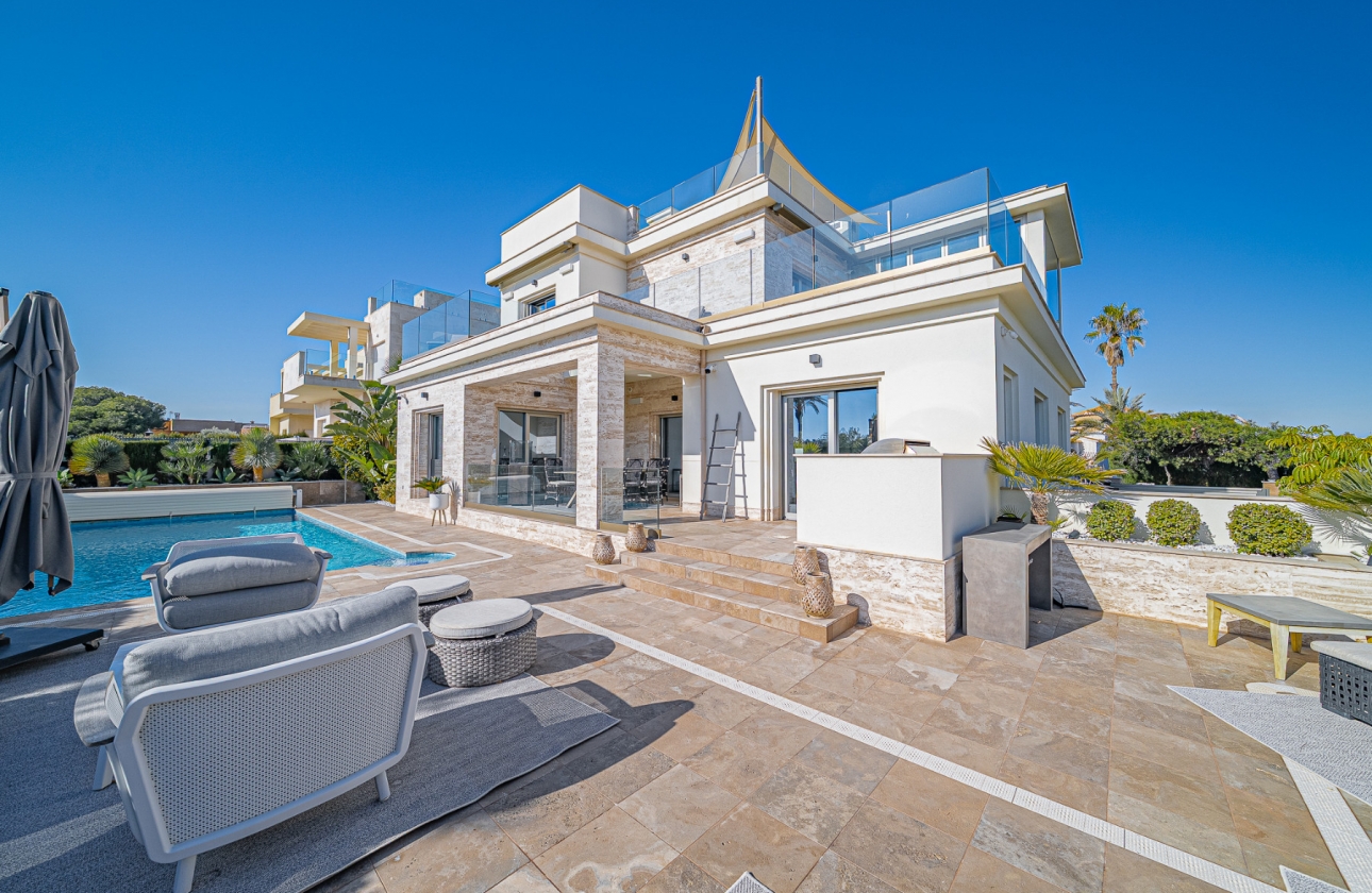 Revente - Villa - Orihuela Costa - Beachside