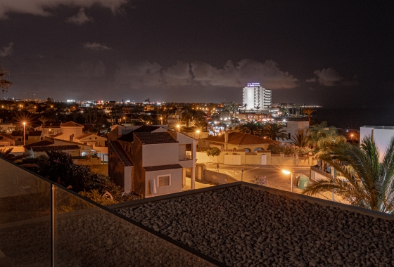 Revente - Villa - Orihuela Costa - Beachside