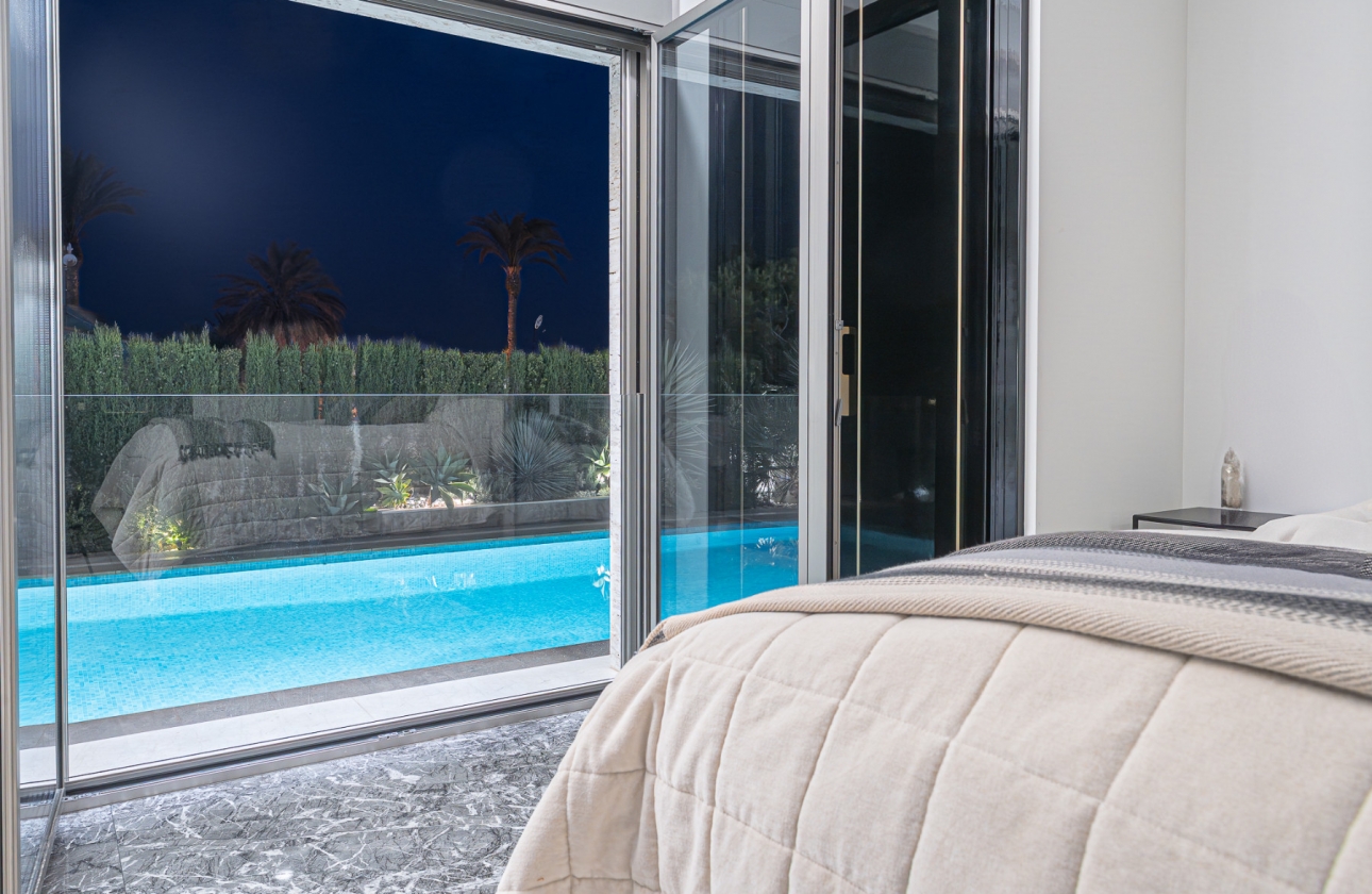 Revente - Villa - Orihuela Costa - Beachside