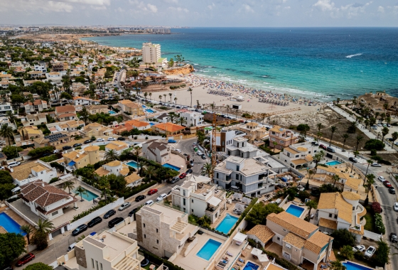 Revente - Villa - Orihuela Costa - Beachside