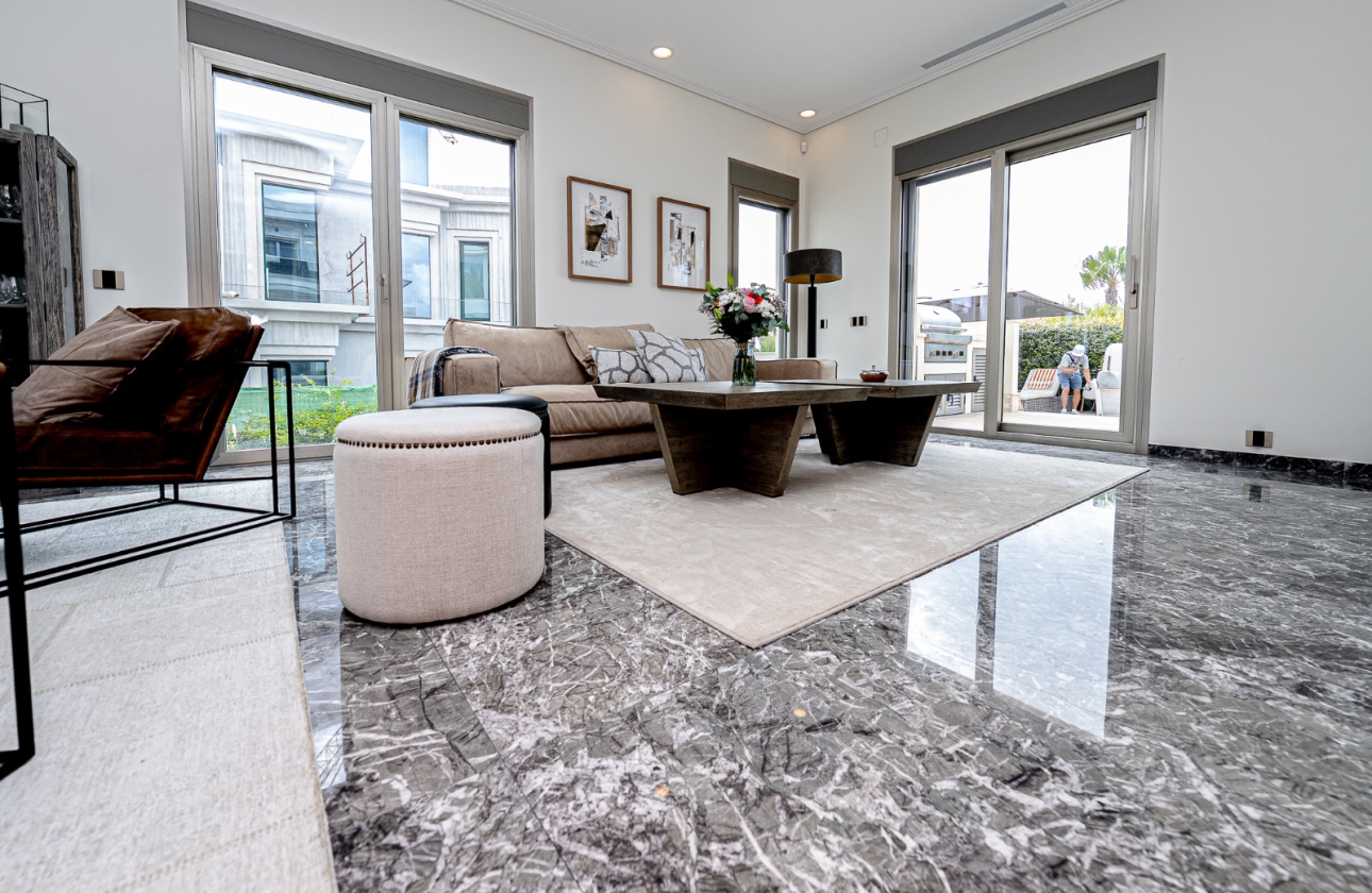 Revente - Villa - Orihuela Costa - Beachside