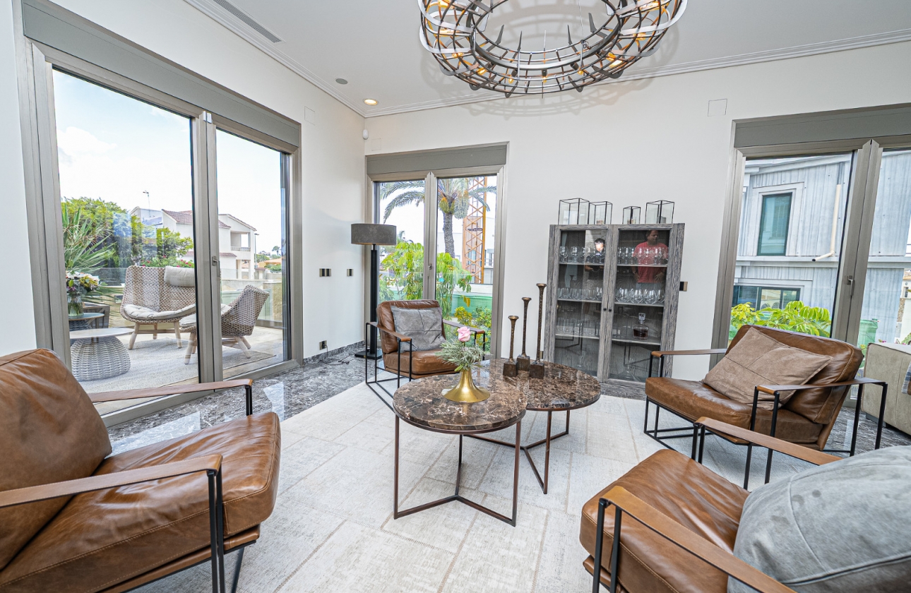 Revente - Villa - Orihuela Costa - Beachside