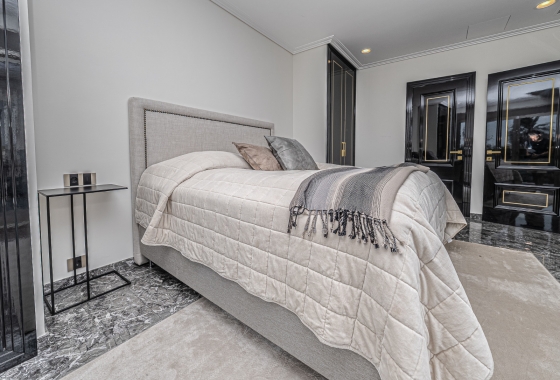 Revente - Villa - Orihuela Costa - Beachside