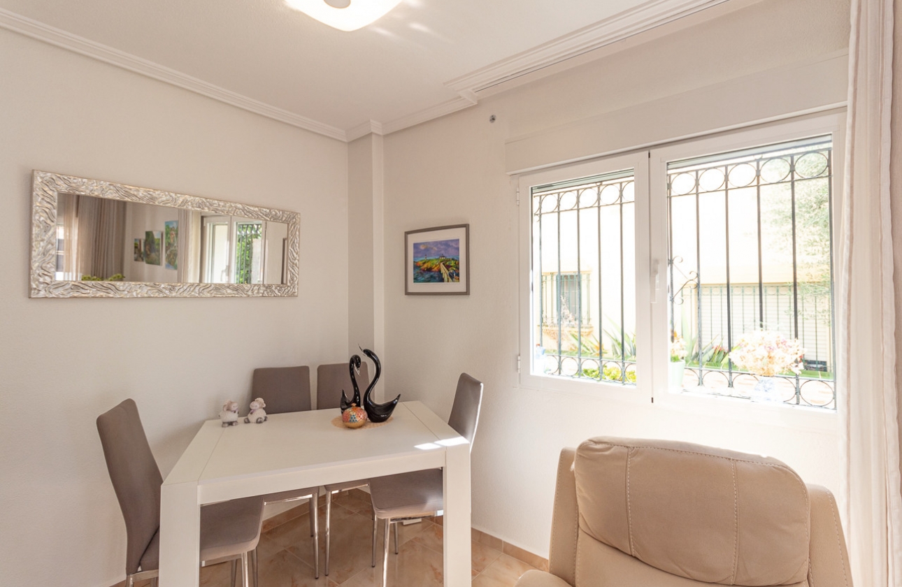 Revente - Villa - Orihuela Costa - La Zenia