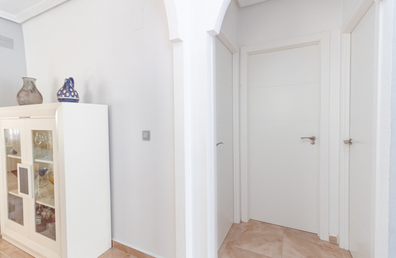 Revente - Villa - Orihuela Costa - La Zenia