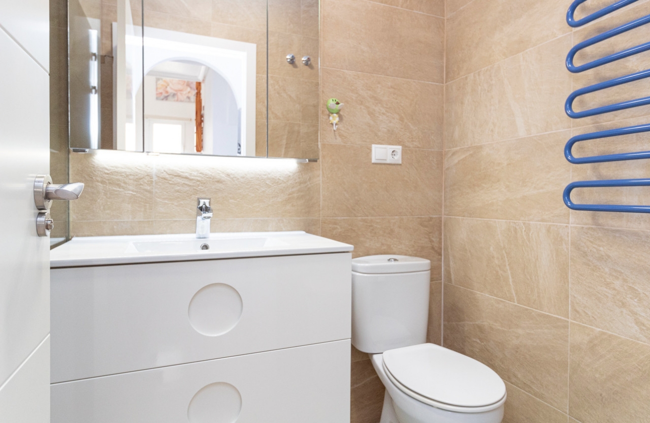 Revente - Villa - Orihuela Costa - La Zenia