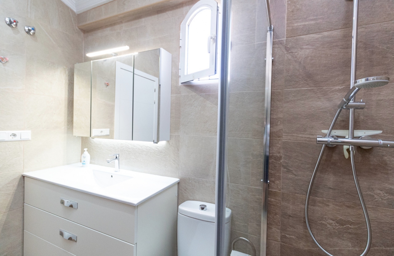 Revente - Villa - Orihuela Costa - La Zenia