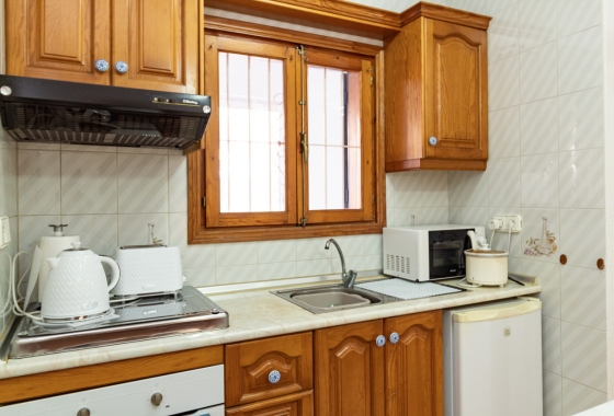 Resale - Apartment / flat - Torrevieja - El Chaparral