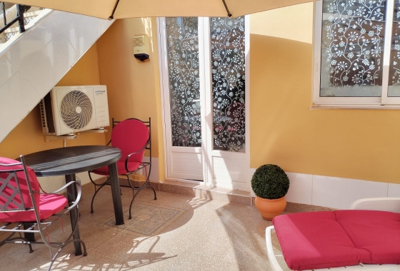 Resale - Apartment / flat - Torrevieja - El Chaparral