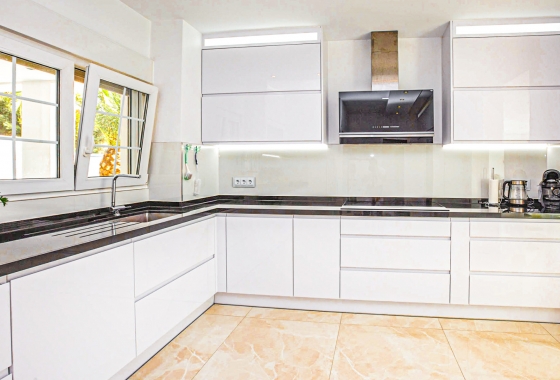 Revente - Villa - Orihuela Costa - La Zenia