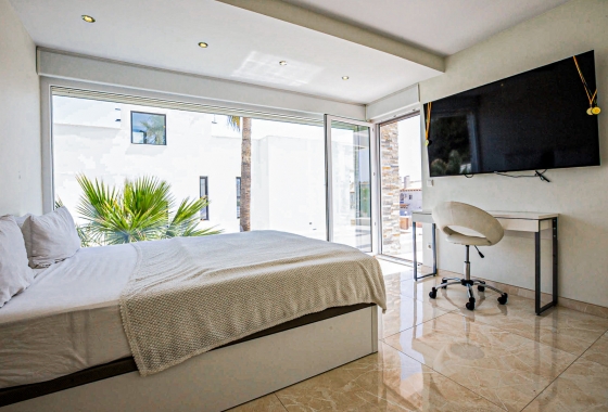 Revente - Villa - Orihuela Costa - La Zenia