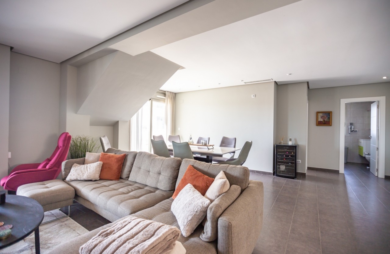 Revente - Attique - Villamartin