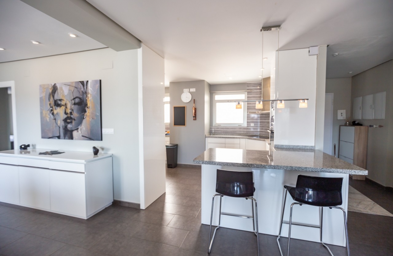 Revente - Attique - Villamartin