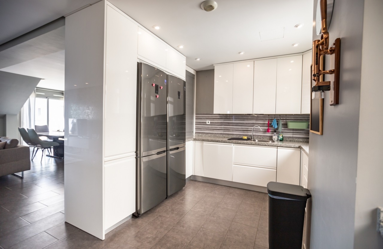 Revente - Attique - Villamartin