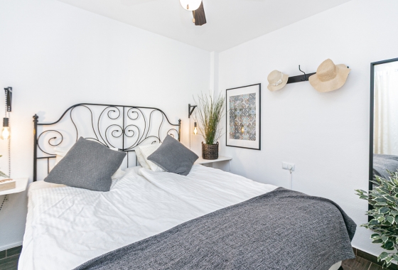 Revente - Maison - Torrevieja - Torretas