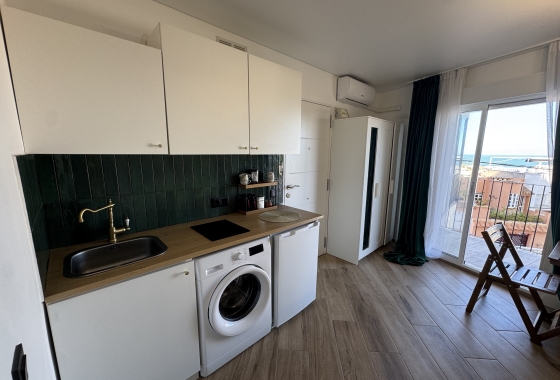 Resale - Apartment / flat - Torrevieja - La Mata