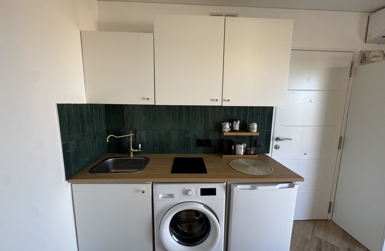 Resale - Apartment / flat - Torrevieja - La Mata