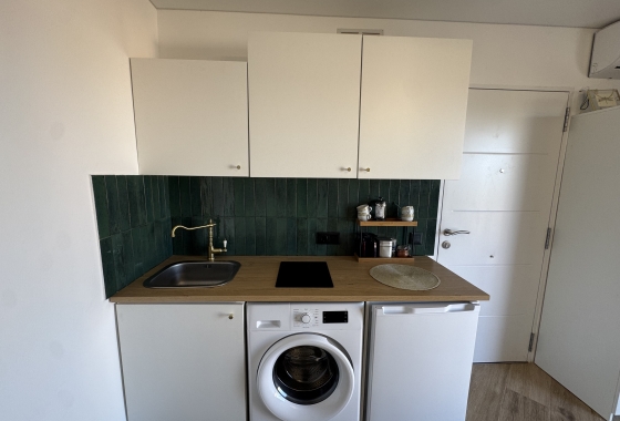 Resale - Apartment / flat - Torrevieja - La Mata