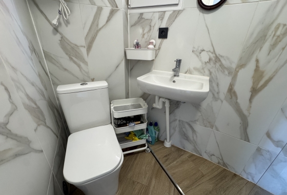 Resale - Apartment / flat - Torrevieja - La Mata