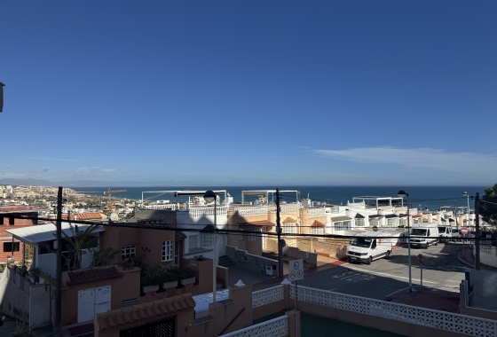 Resale - Apartment / flat - Torrevieja - La Mata