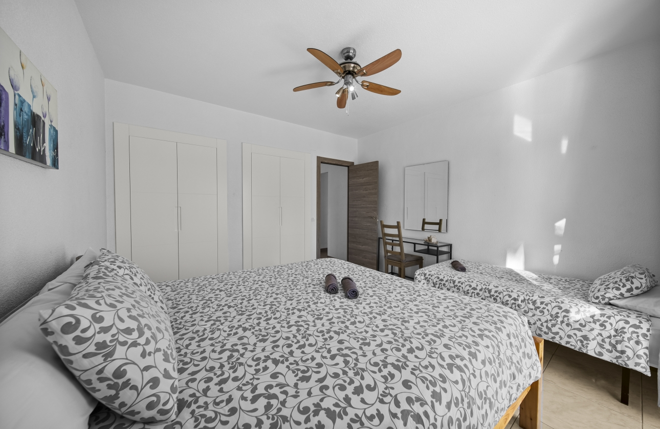 Revente - Villa - Orihuela Costa - La Zenia