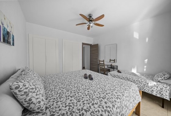 Revente - Villa - Orihuela Costa - La Zenia