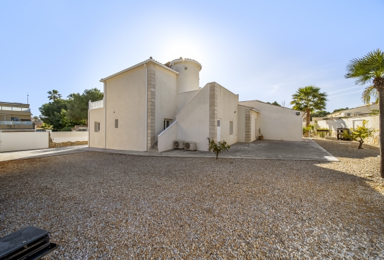 Revente - Villa - Orihuela Costa - La Zenia