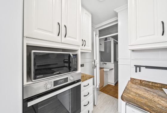 Herverkoop - Appartement / flat - Torrevieja - Puerto