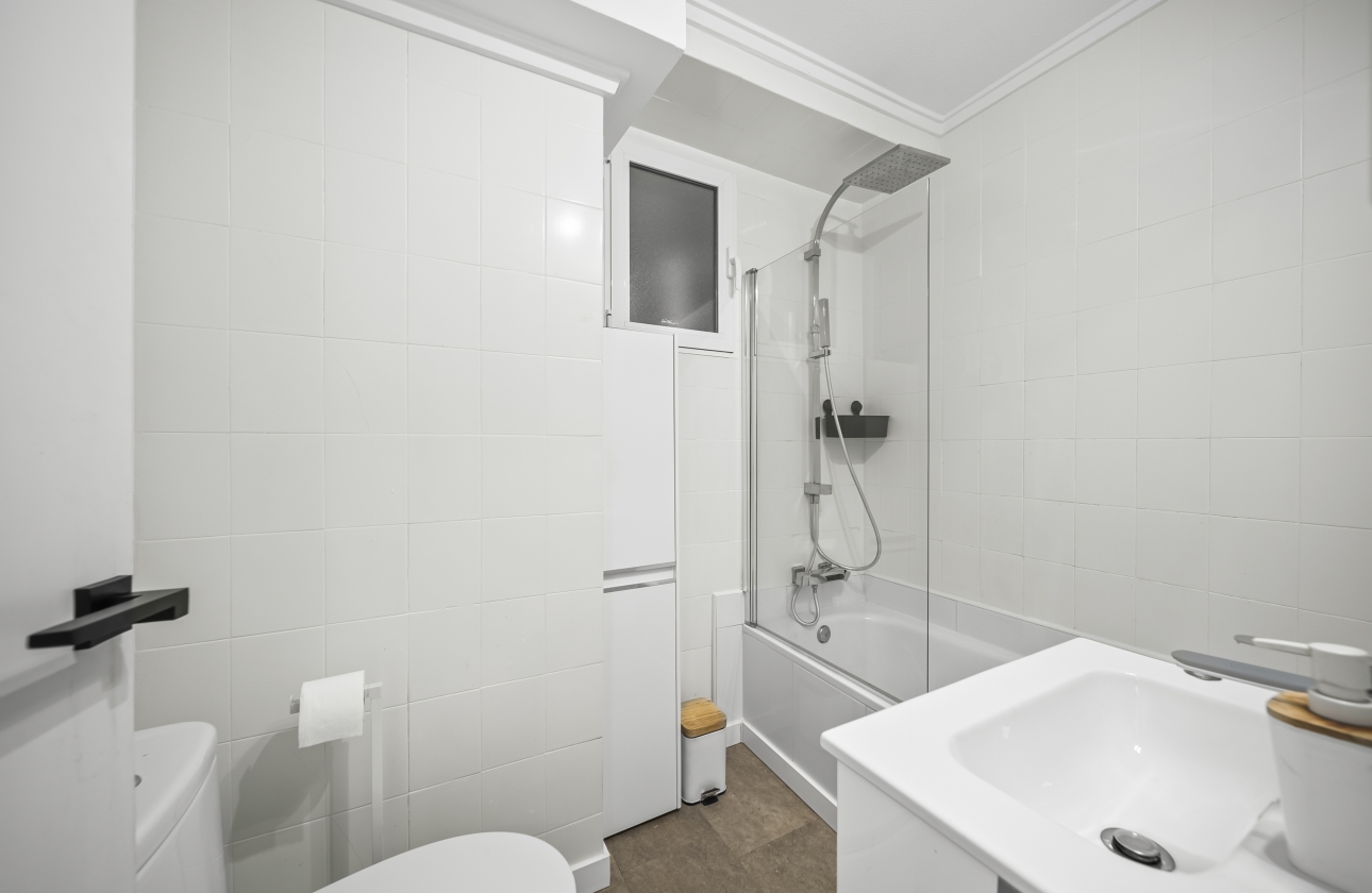 Herverkoop - Appartement / flat - Torrevieja - Puerto