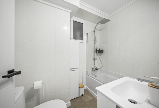 Herverkoop - Appartement / flat - Torrevieja - Puerto