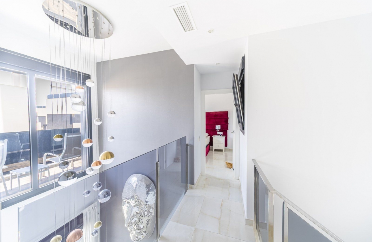 Revente - Villa - Orihuela Costa - Lomas De Cabo Roig