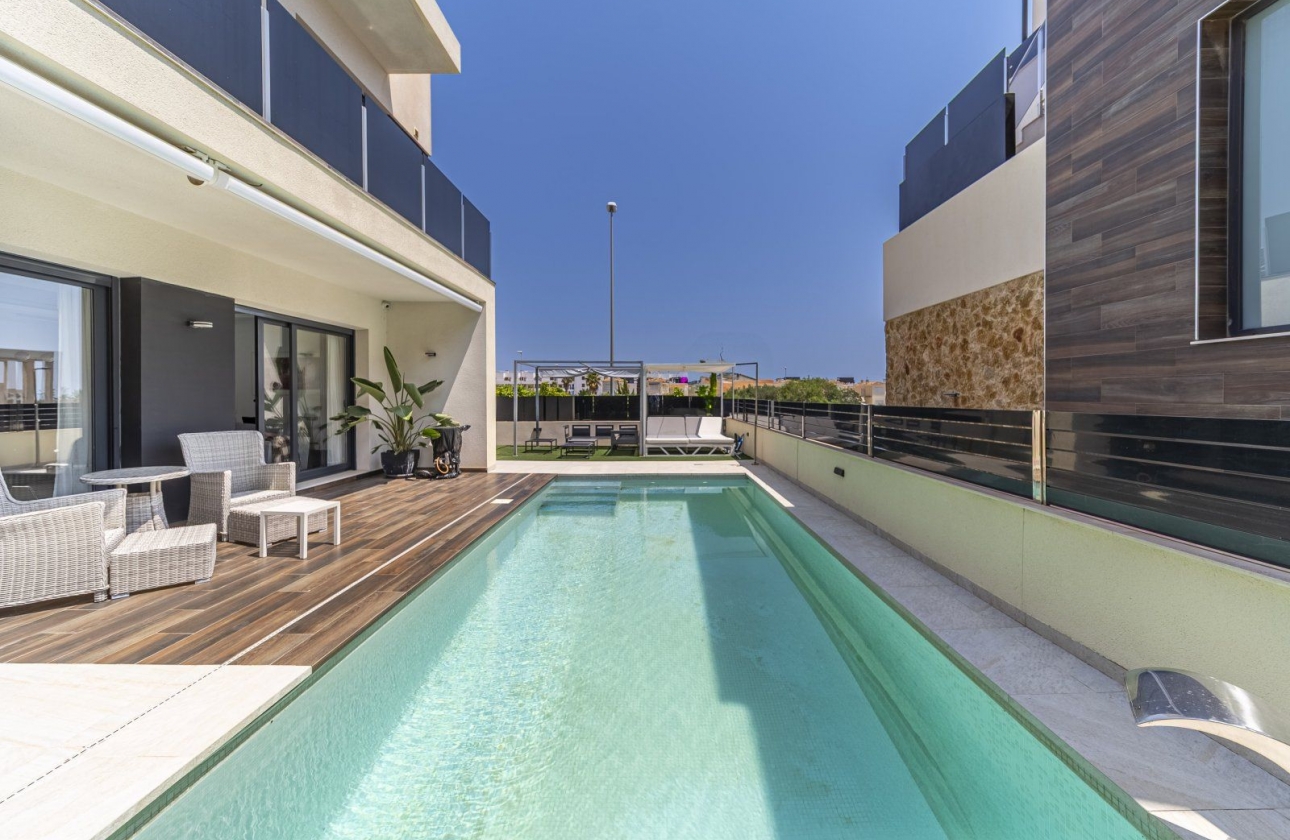 Revente - Villa - Orihuela Costa - Lomas De Cabo Roig