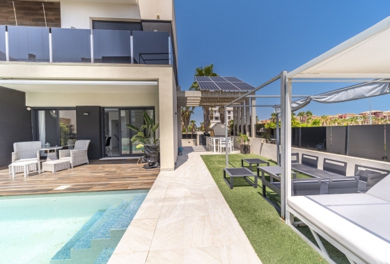 Revente - Villa - Orihuela Costa - Lomas De Cabo Roig