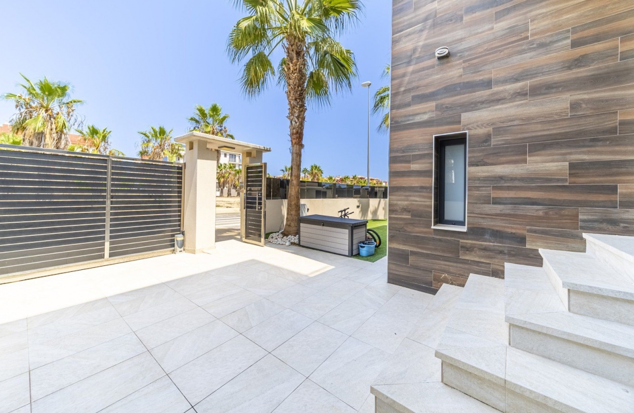 Revente - Villa - Orihuela Costa - Lomas De Cabo Roig