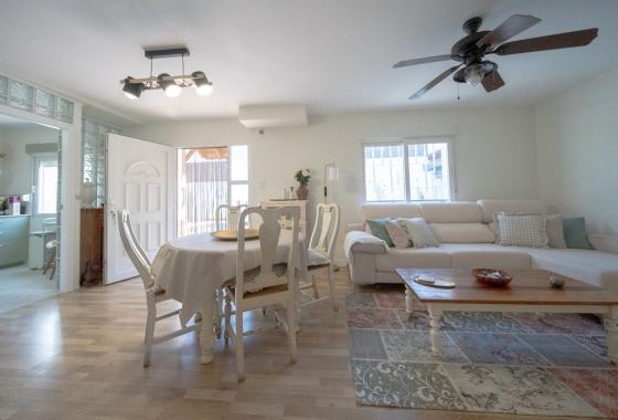 Reventa - Villa - Torrevieja - Los Balcones