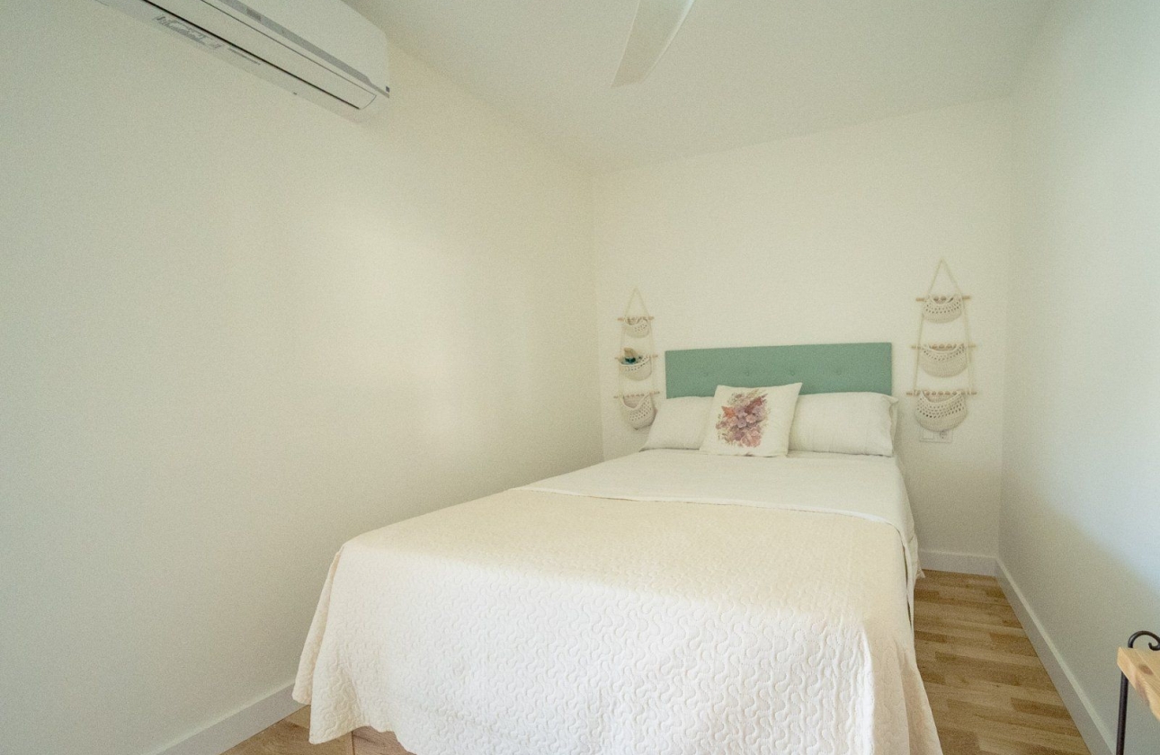 Reventa - Villa - Torrevieja - Los Balcones