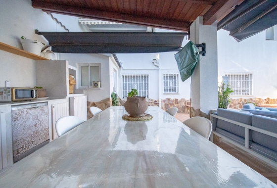 Reventa - Villa - Torrevieja - Los Balcones