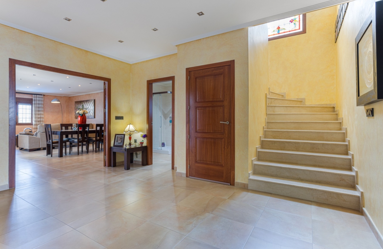 Revente - Villa - Los Montesinos - La Herrada