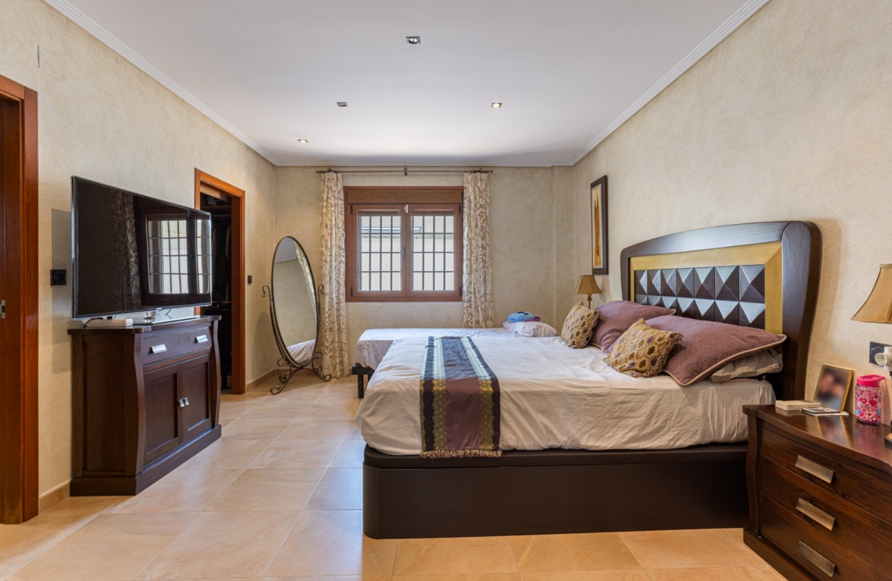 Revente - Villa - Los Montesinos - La Herrada