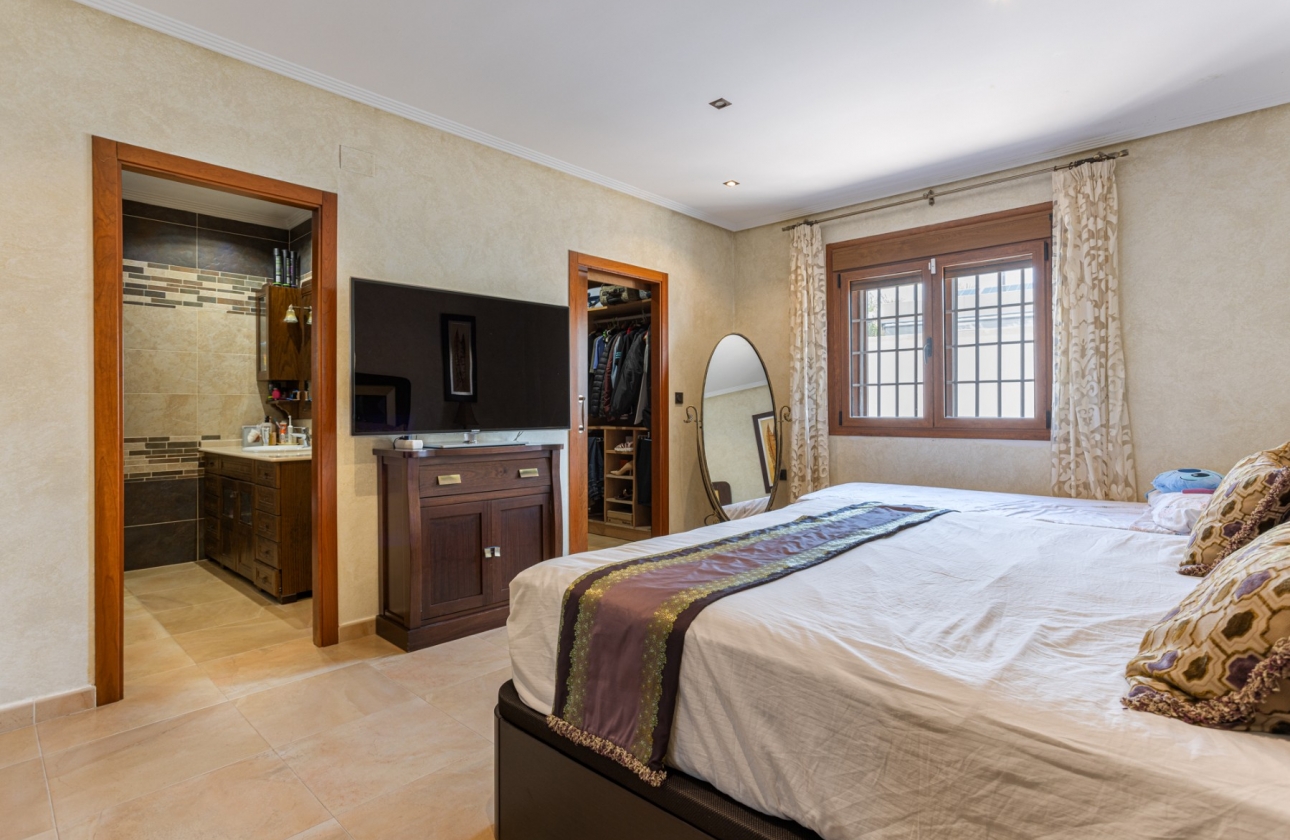 Revente - Villa - Los Montesinos - La Herrada