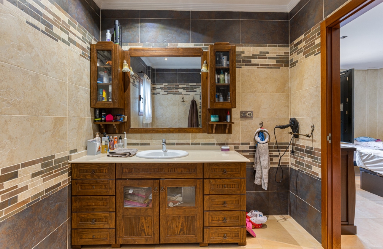 Revente - Villa - Los Montesinos - La Herrada