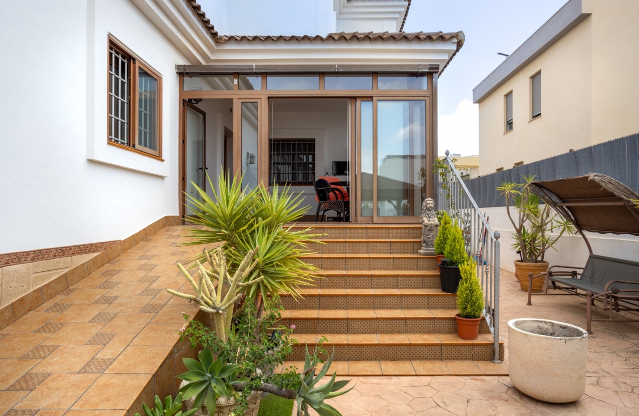 Revente - Villa - Los Montesinos - La Herrada