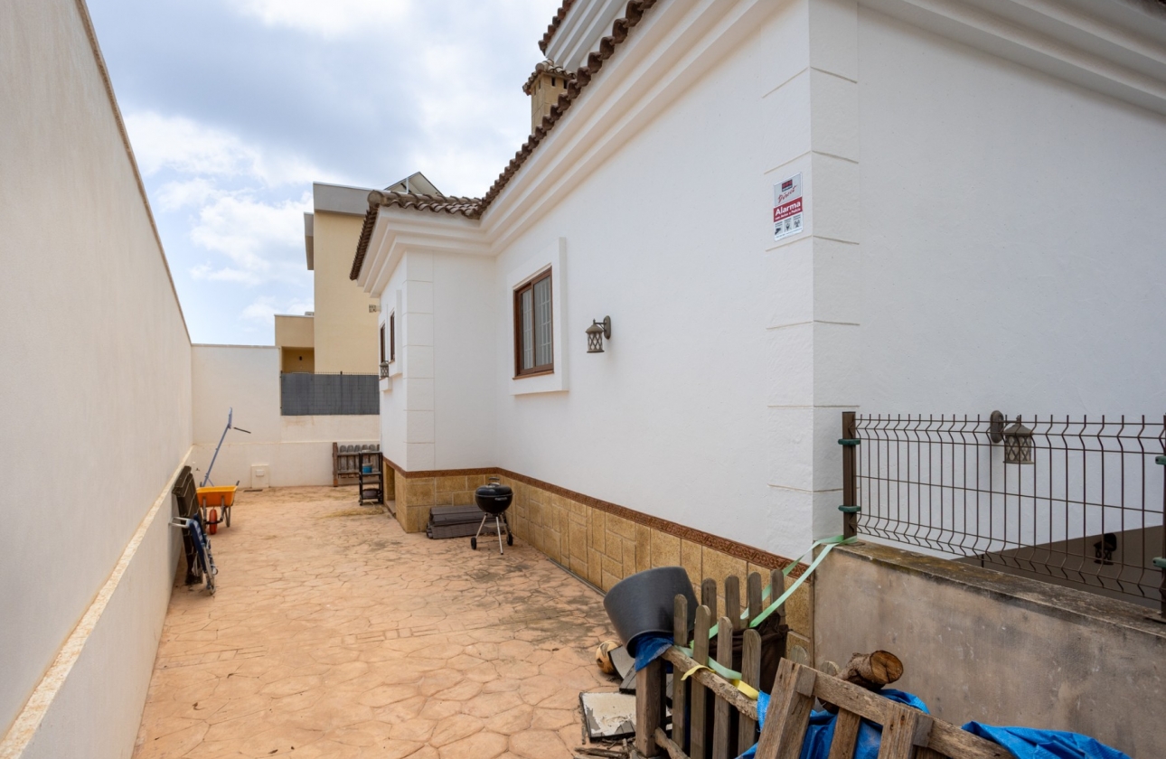 Revente - Villa - Los Montesinos - La Herrada