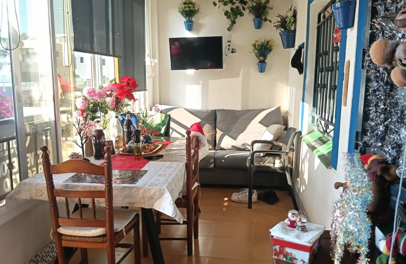 Reventa - Apartamento / piso - Los Montesinos - La Herrada