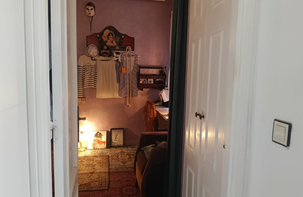 Reventa - Apartamento / piso - Los Montesinos - La Herrada