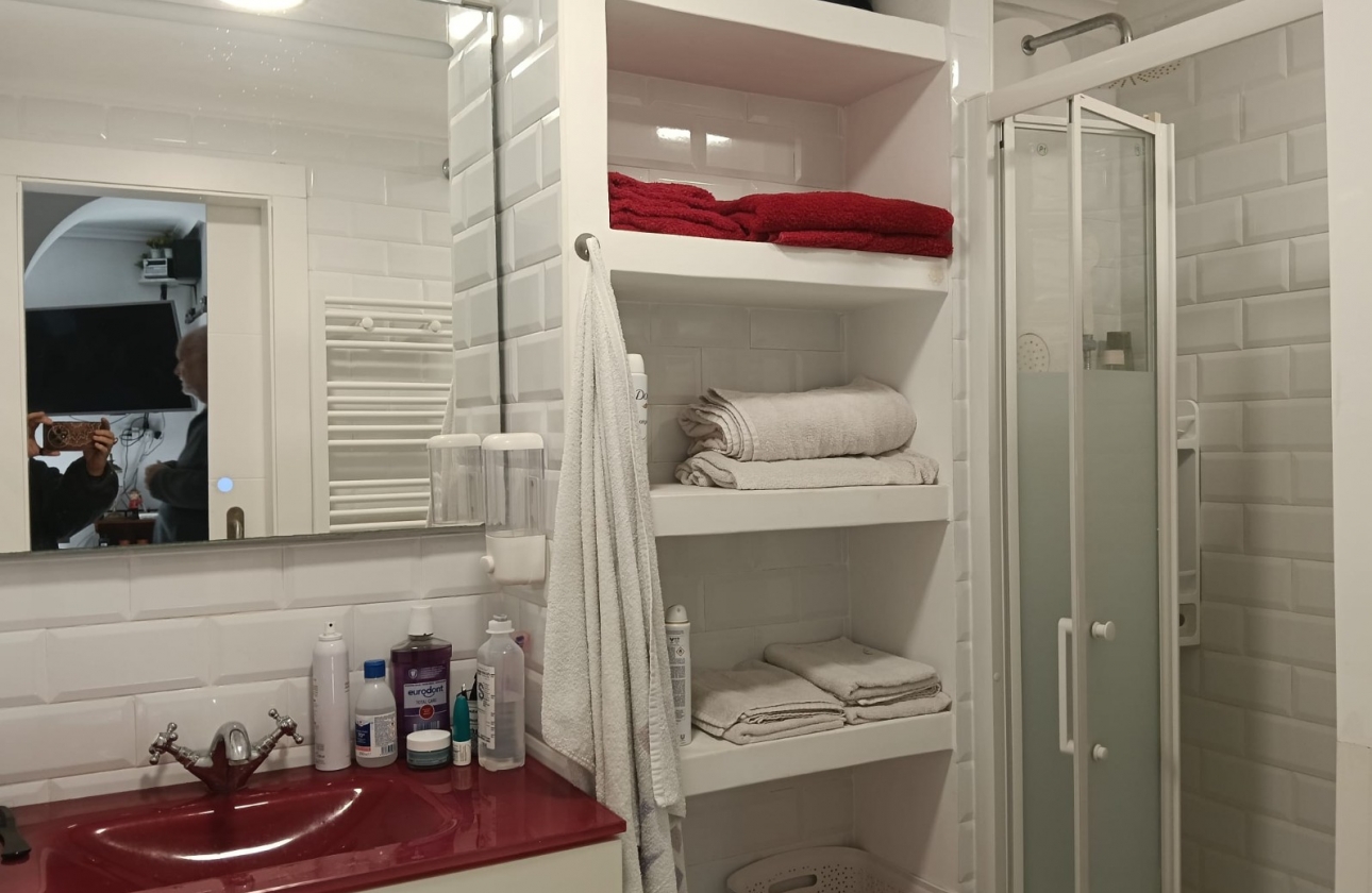 Reventa - Apartamento / piso - Los Montesinos - La Herrada