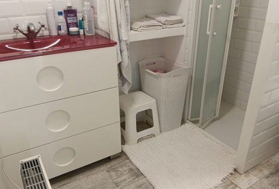 Reventa - Apartamento / piso - Los Montesinos - La Herrada