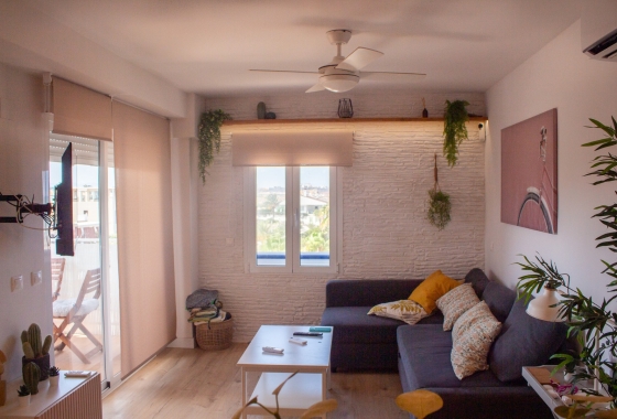 Resale - Apartment / flat - Torrevieja - La Mata