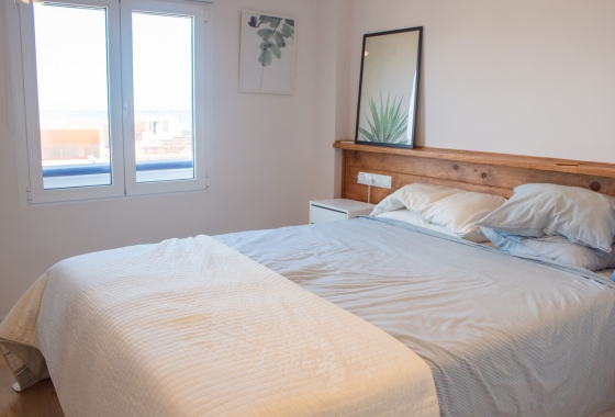 Reventa - Apartamento / piso - Torrevieja - La Mata