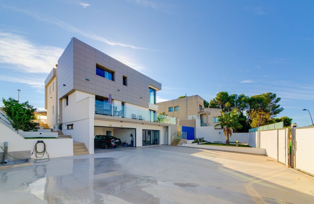 Reventa - Villa - Torrevieja
